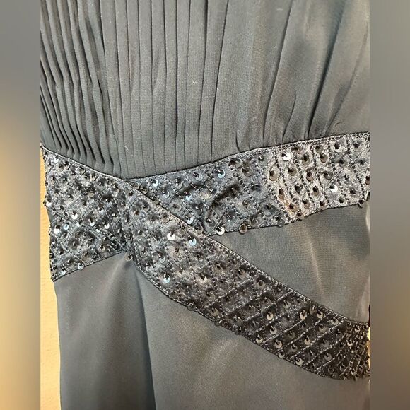 R&M Richards Black Evening Top Size 14 Sequined Sleeveless Chiffon Satin Top - Picture 4 of 16